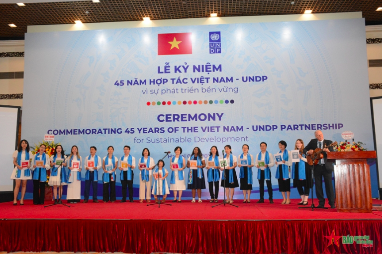 Kỷ niệm 45 năm quan hệ đối tác Việt Nam-UNDP vì sự phát triển bền vững